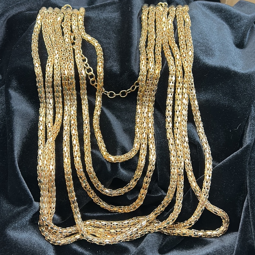 #39 Vintage 7 Strand Bib Necklace. Large round  Snake Like Chain, 20"